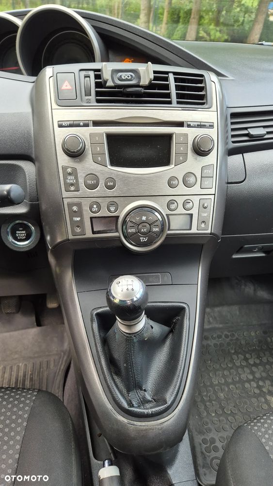 Toyota Verso 2.0 D-4D - 9