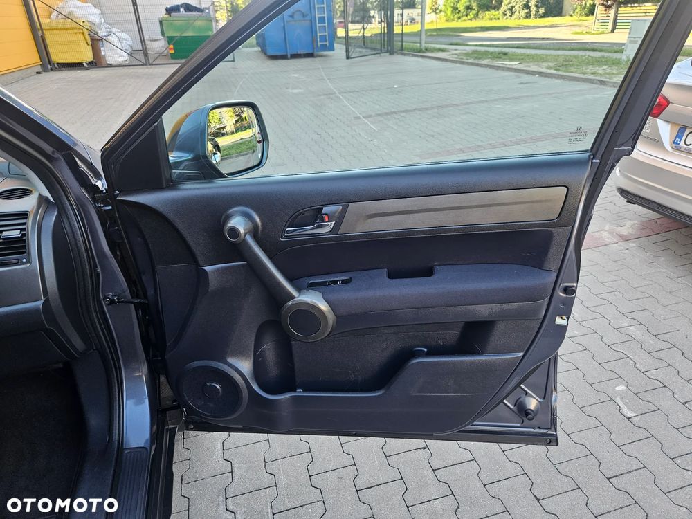 Honda CR-V 2.0i-VTEC Comfort 50 Jahre Edition - 17