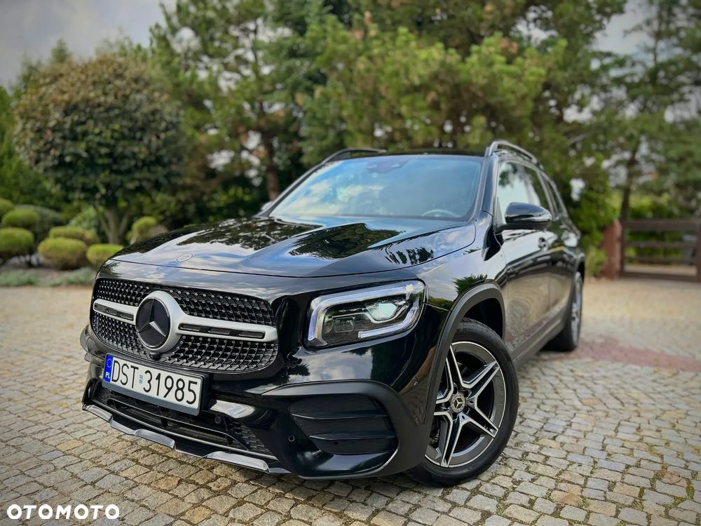 Mercedes-Benz GLB 200 d AMG Line 8G-DCT, 2023