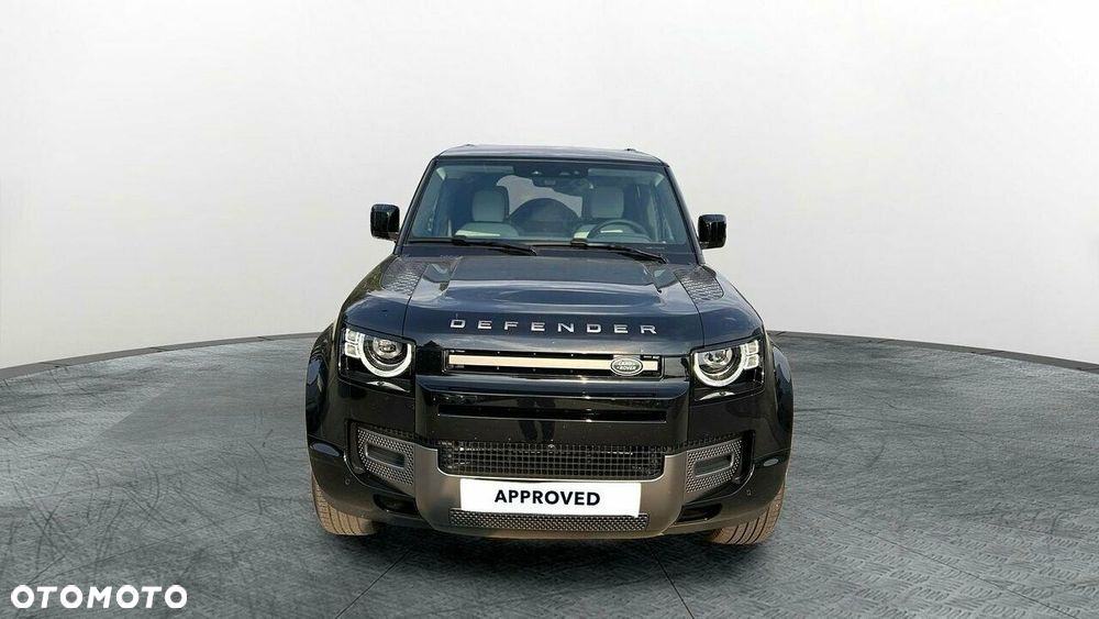Land Rover Defender - 2