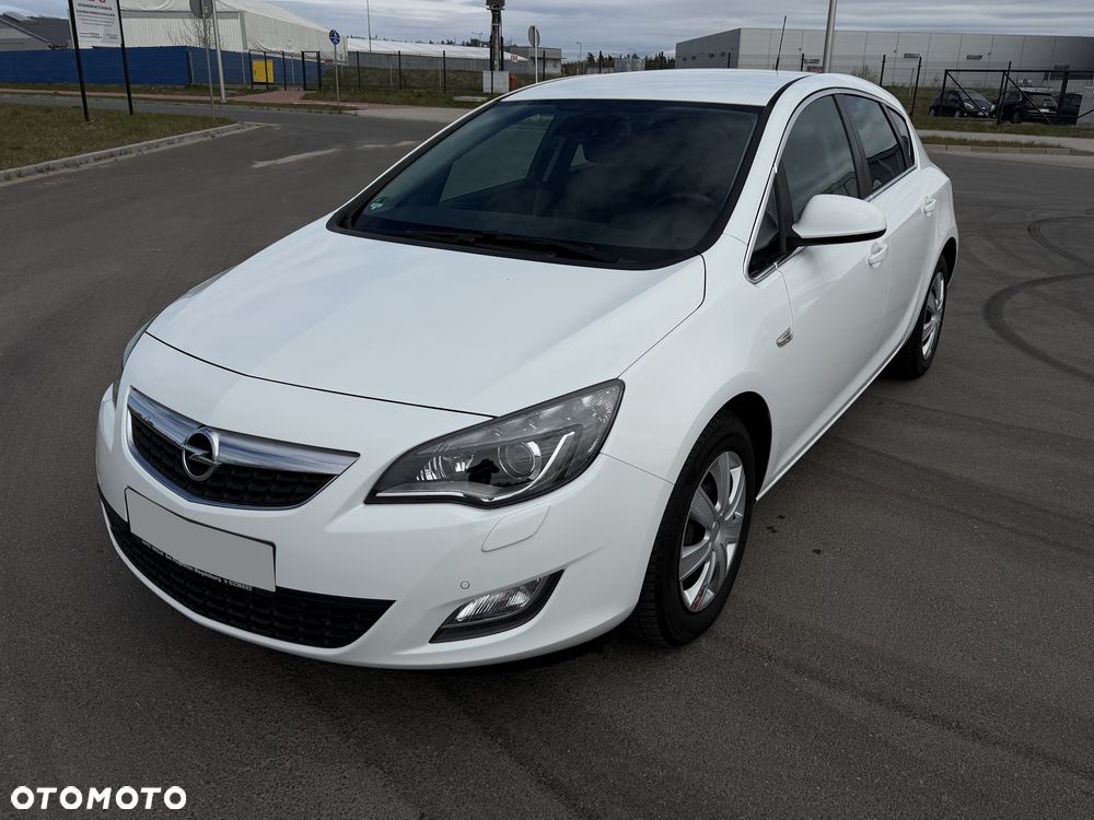 Opel Astra 1.4 T Enjoy - 24