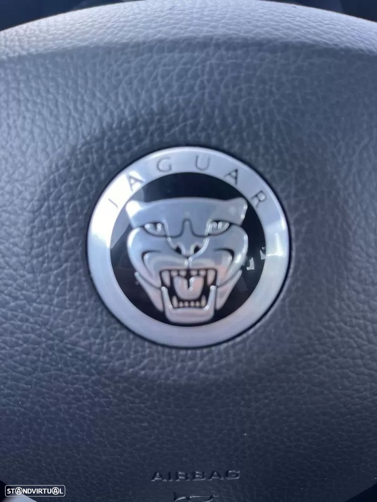 Jaguar XF Sportbrake - 19