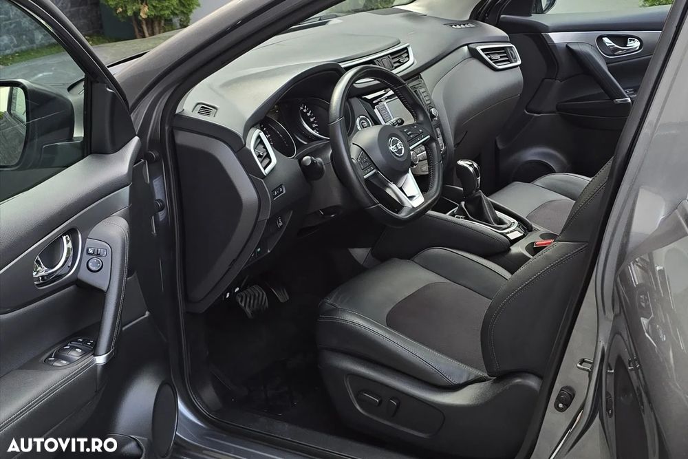 Nissan Qashqai 1.7 dCi Xtronic ALL-MODE 4x4i TEKNA - 7