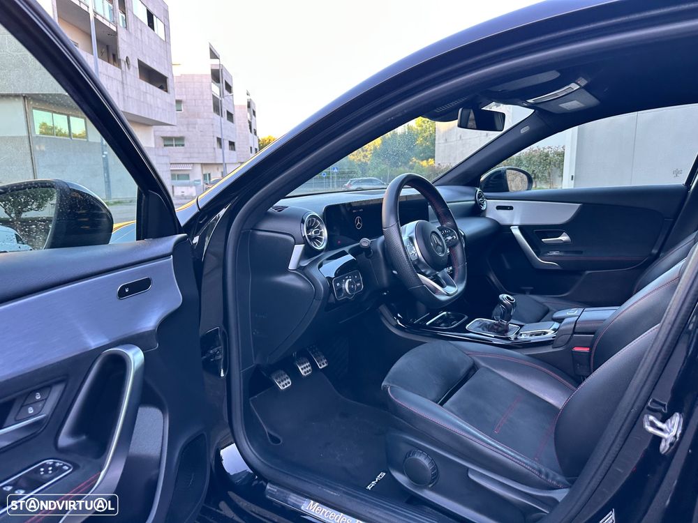 Mercedes-Benz A 200 AMG Line - 21