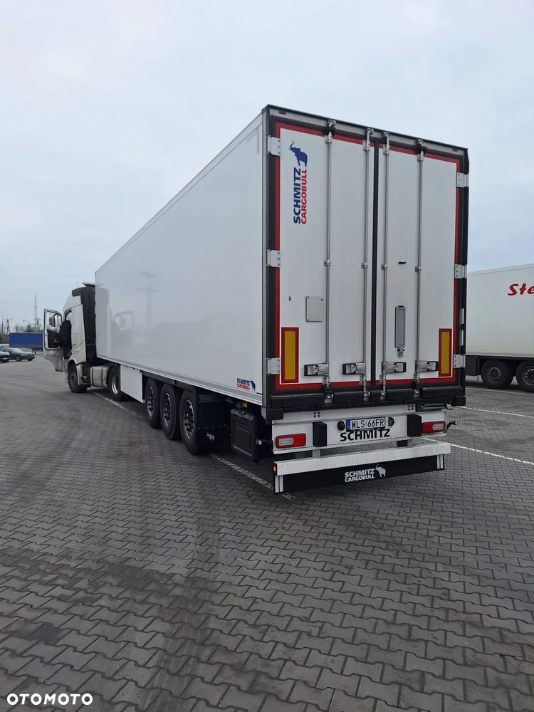 Schmitz Cargobull - 5