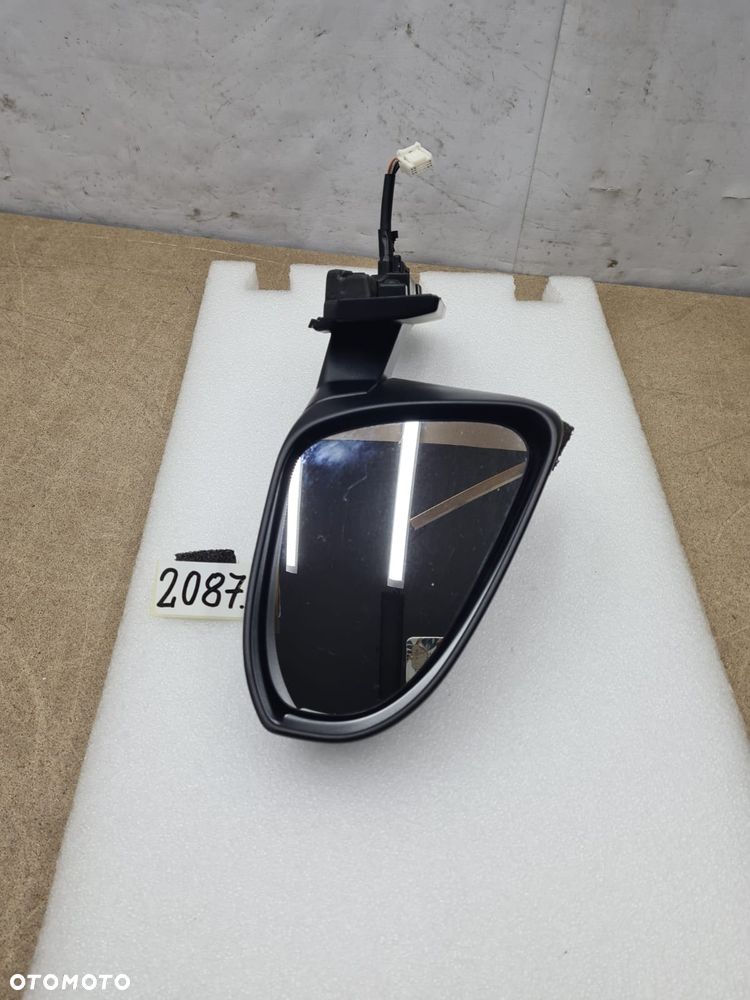 Toyota Yaris 4 IV 53211-K0010 uchwyt mocowanie okular pasa przedniego prawe - 2