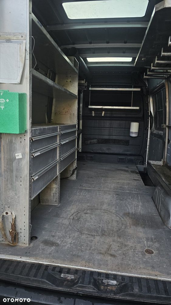 Mercedes-Benz Sprinter - 35