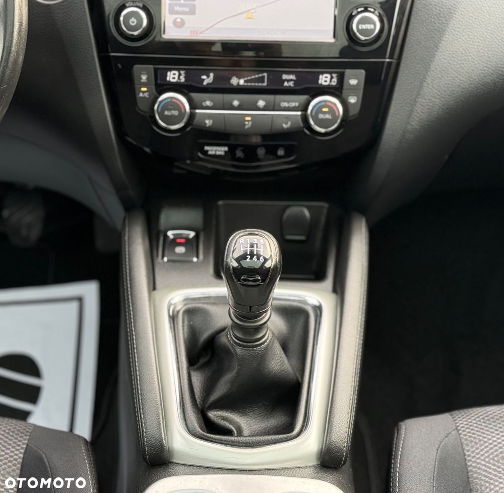 Nissan Qashqai 1.2 DIG-T Tekna+ - 25