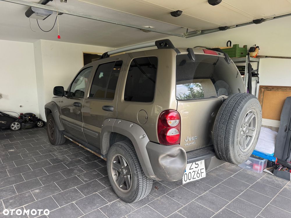 Jeep Liberty ver-3-7-4x4 - 3