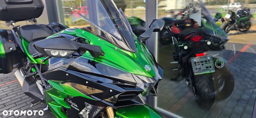 Kawasaki H2 - 8