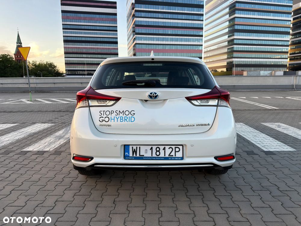 Toyota Auris Hybrid 135 Comfort - 4