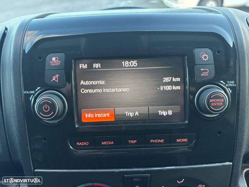 Citroën Jumper 2.2 BlueHDi 35 L4H2 Club - 31