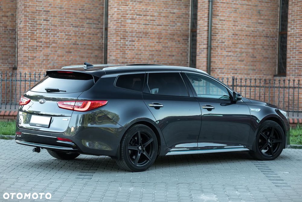Kia Optima Sportagon 2.0 GDI Attract - 9