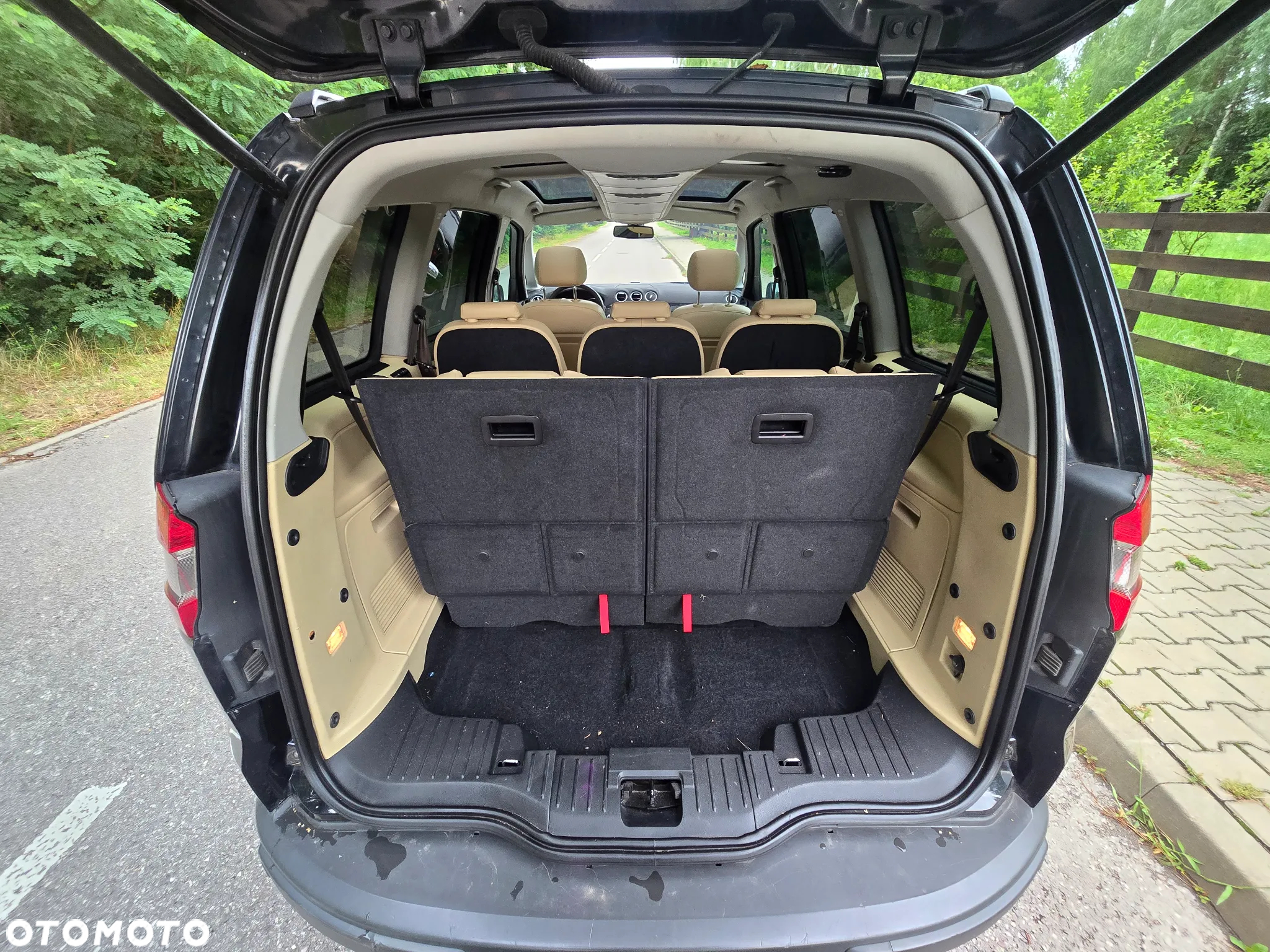Ford Galaxy 2.0 EcoBoost Titanium - 25