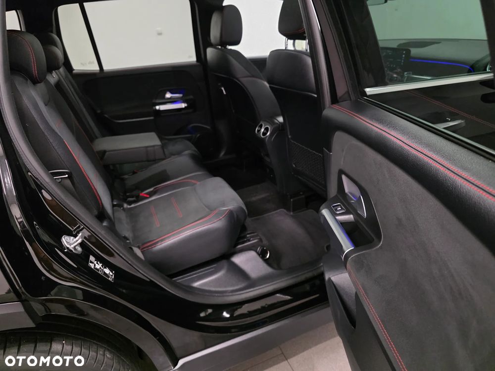Mercedes-Benz GLB 220 d 8G-DCT AMG Line - 32