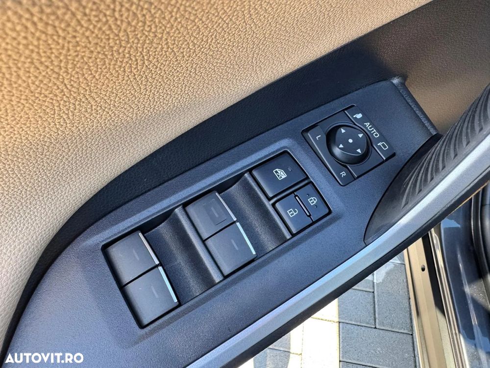 Toyota RAV4 - 27