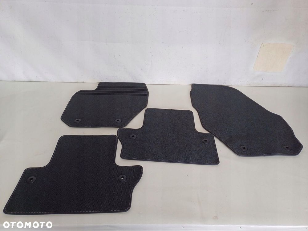 dywaniki wycieraczki welurowe komplet przód tył volvo v60 i - 2