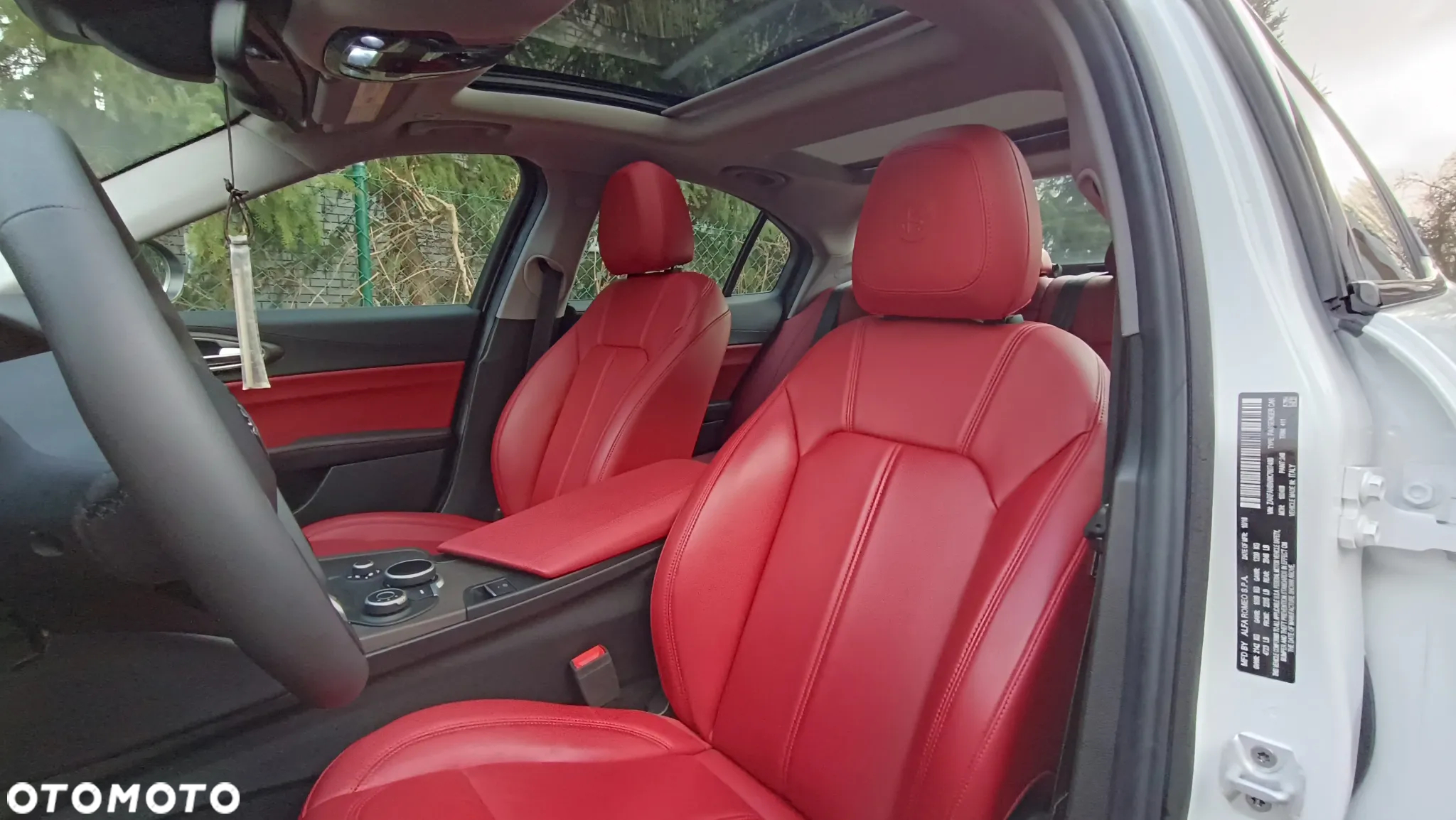 Alfa Romeo Giulia 2.0 Turbo 16V AT8-Q4 Ti - 13