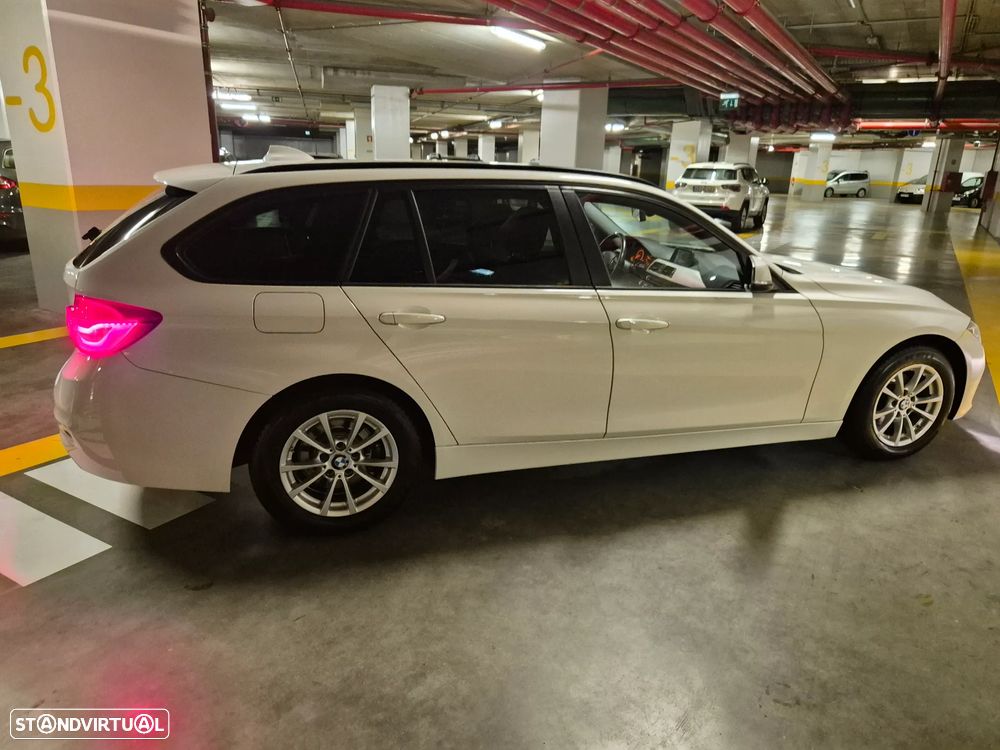 BMW 318 d Auto - 12