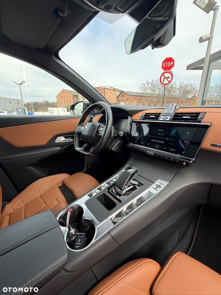 DS Automobiles DS 7 Crossback 1.6 E-Tense 4x4 Louvre - 32