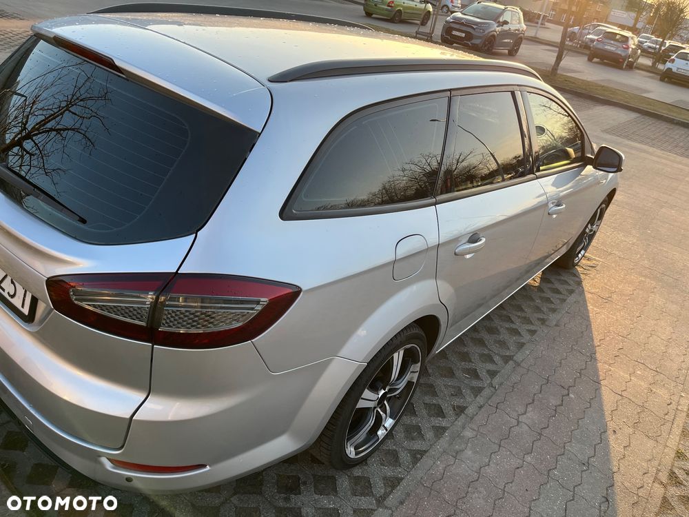 Ford Mondeo 1.6 TDCi Ambiente - 9