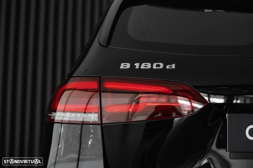 Mercedes-Benz B 180 d 8G-DCT Progressive - 11