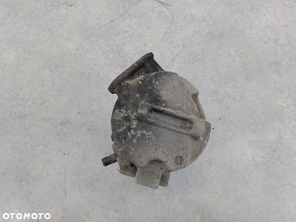 SPRĘŻARKA KLIMATYZACJI OPEL CORSA D 55703721 5E5275400 GE447190-5551  DENSO - 8