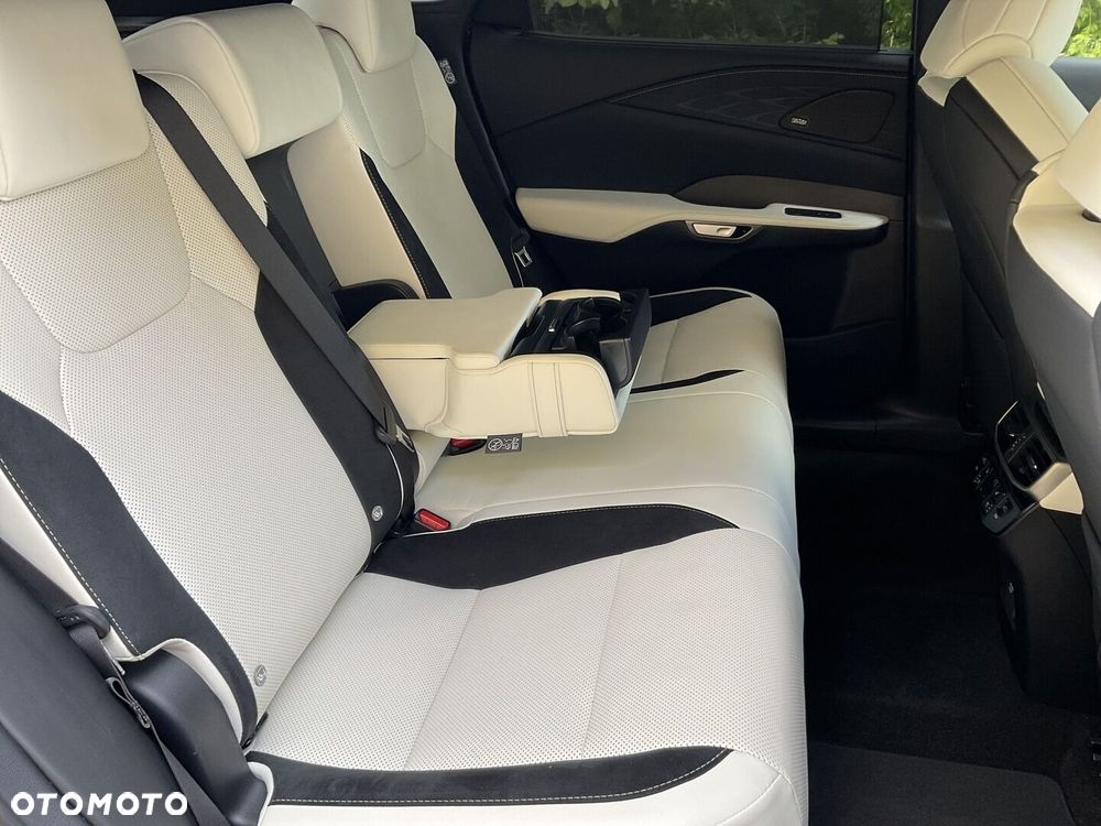 Lexus RX - 14