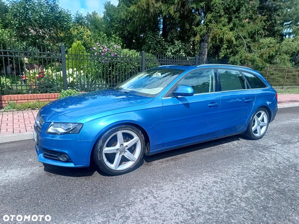 Audi A4 Avant - 1