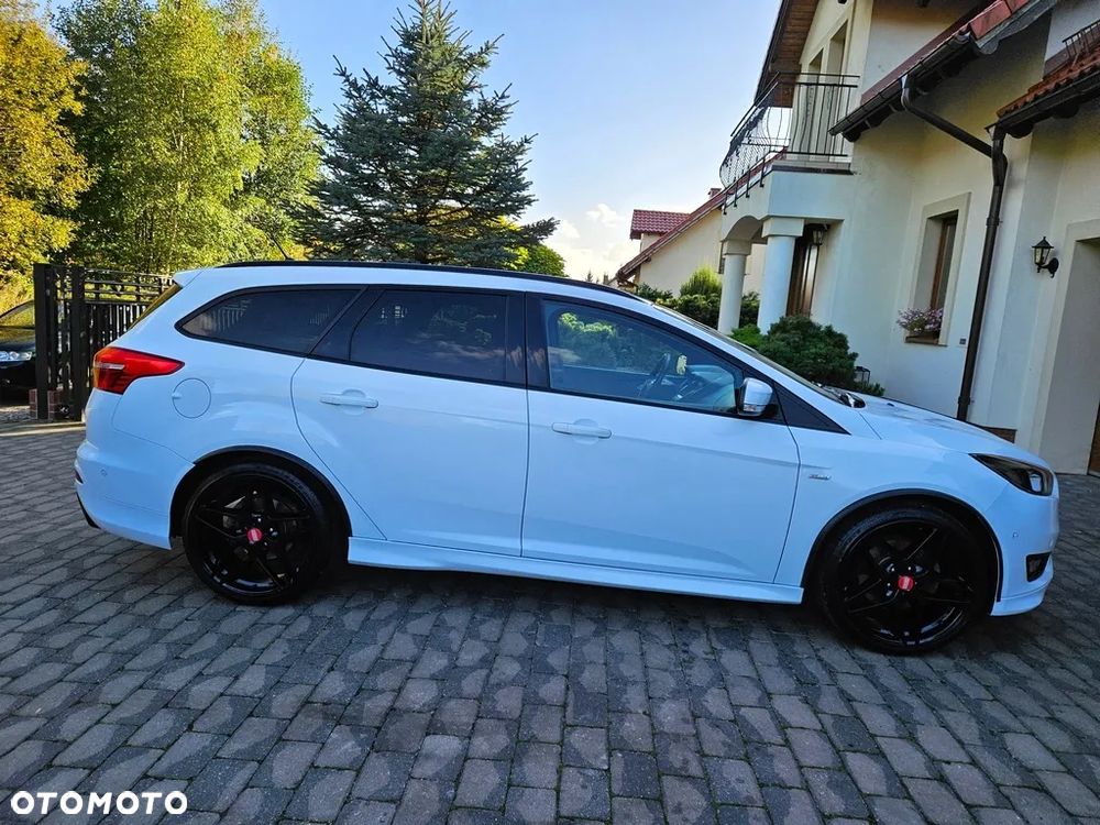 Ford Focus Turnier 1.5 EcoBoost Start-Stopp-System ST-Line - 9