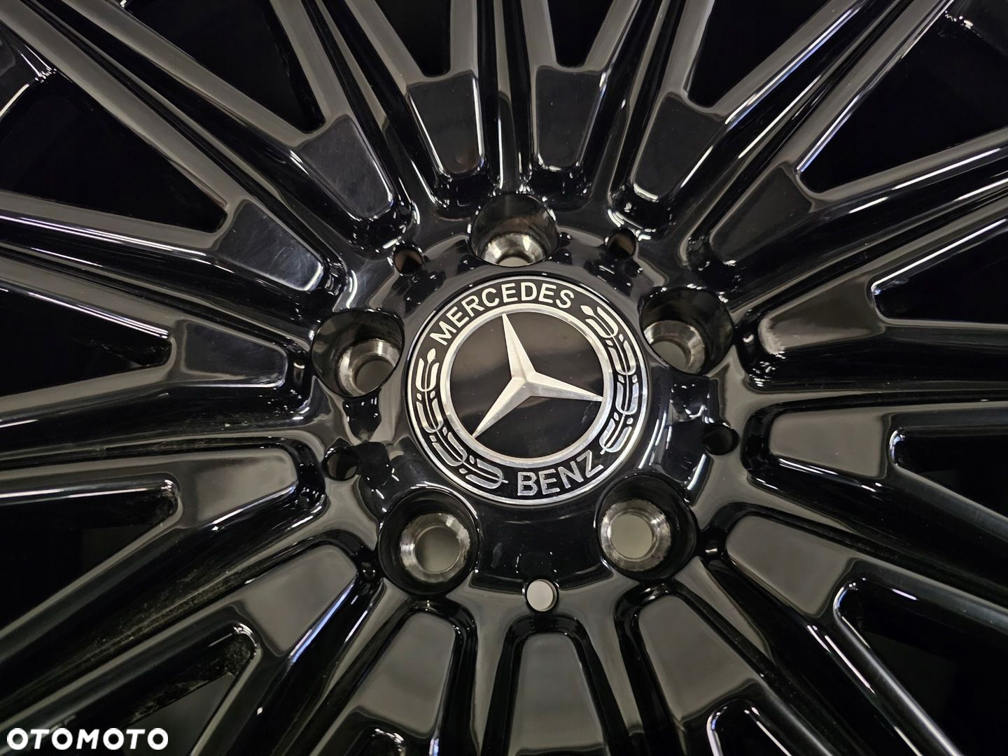 Felga Mercedes GLA GLB A2474015200 8x20 ET48 - 2