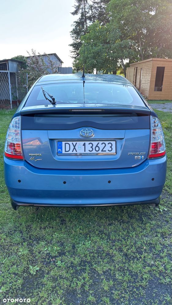 Toyota Prius 1.5 VVT-i Prestige - 4