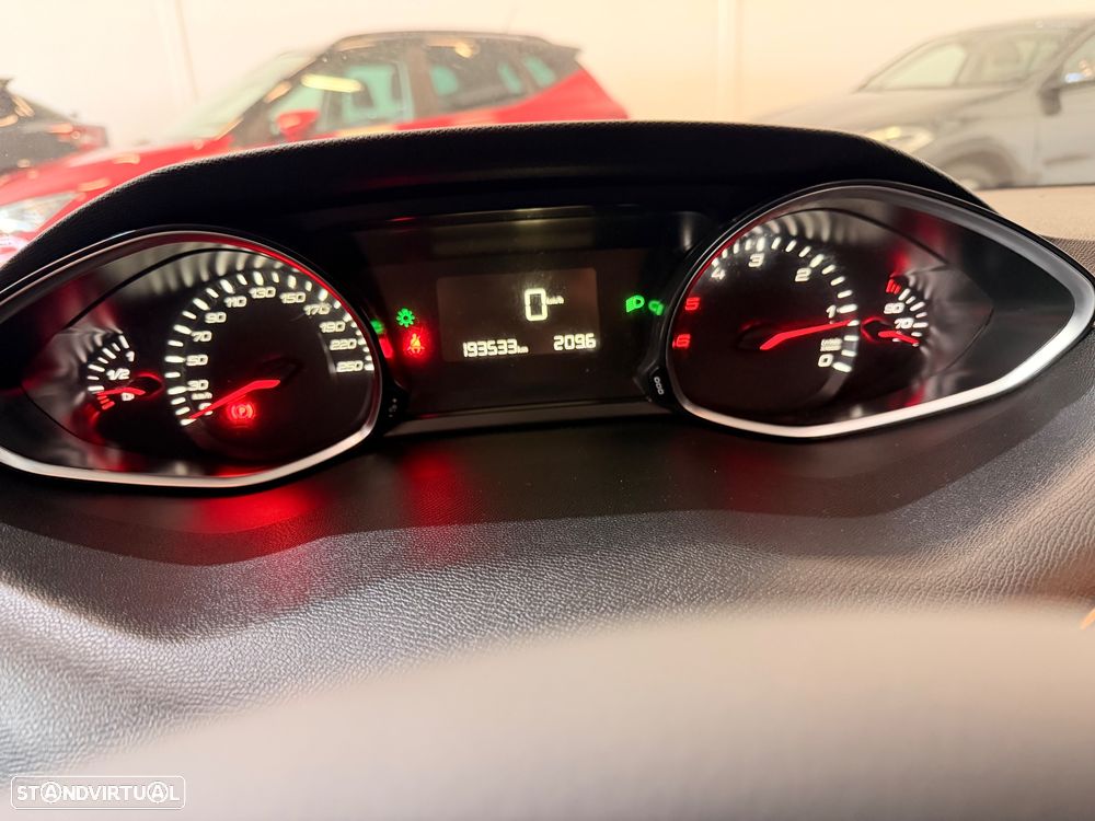 Peugeot 308 SW BlueHDi 100 Stop & Start Business-Line - 12