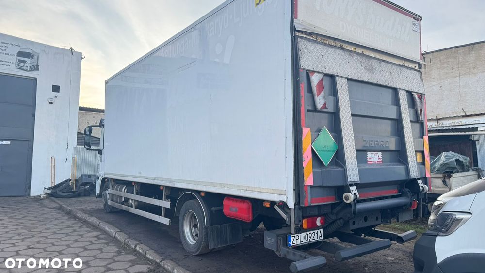 Iveco EUROCARGO 120e25 - 7