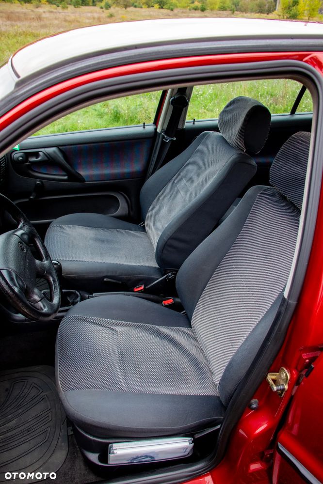 Volkswagen Polo 60 - 17