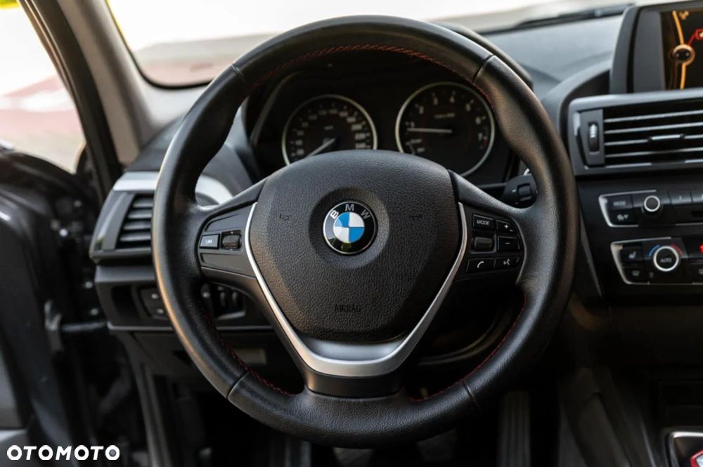 BMW Seria 1 116i Sport Line - 20
