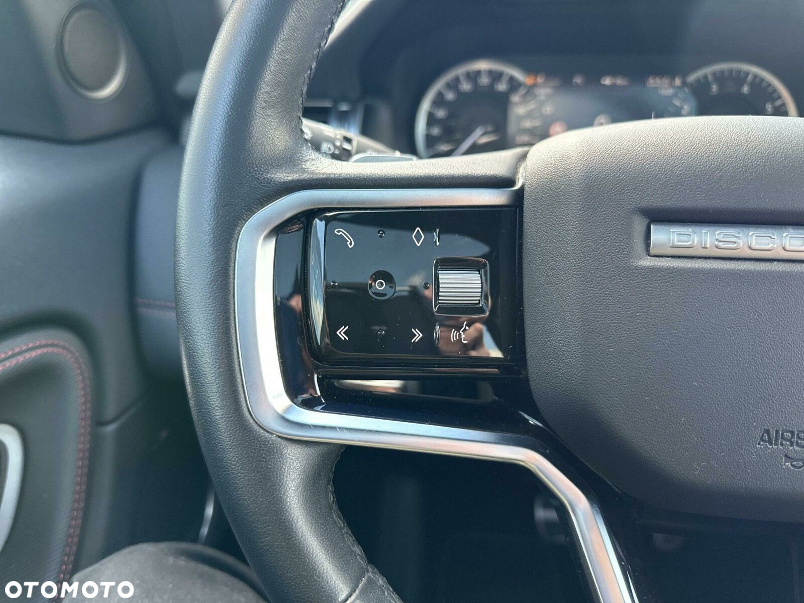 Land Rover Discovery Sport - 16