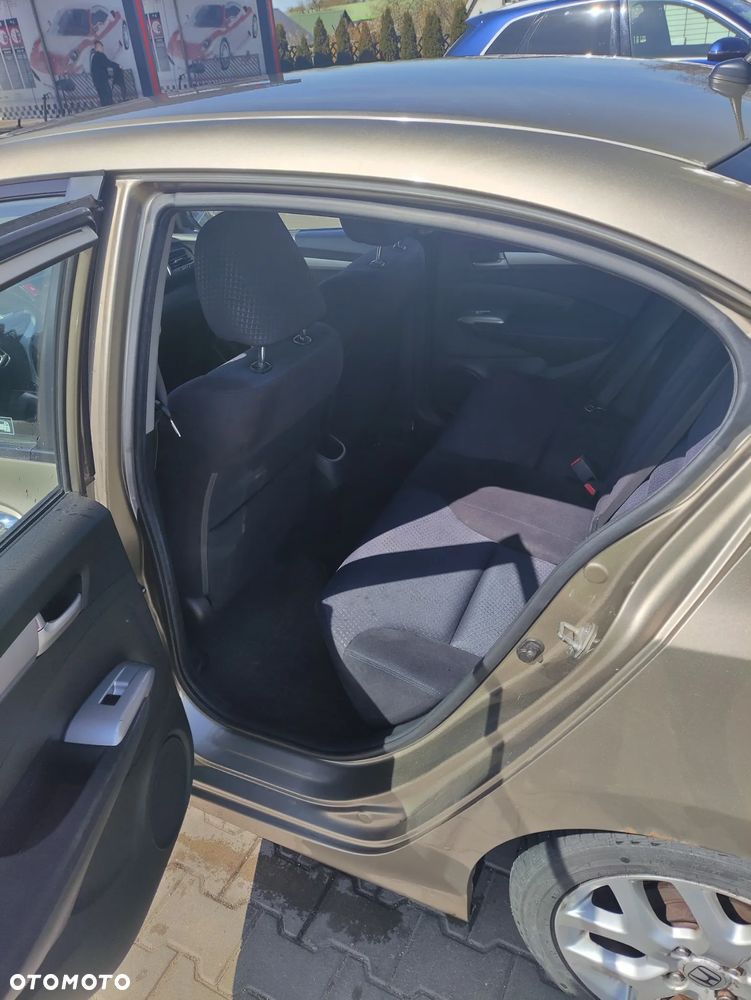 Honda City 1.4 Elegance - 12