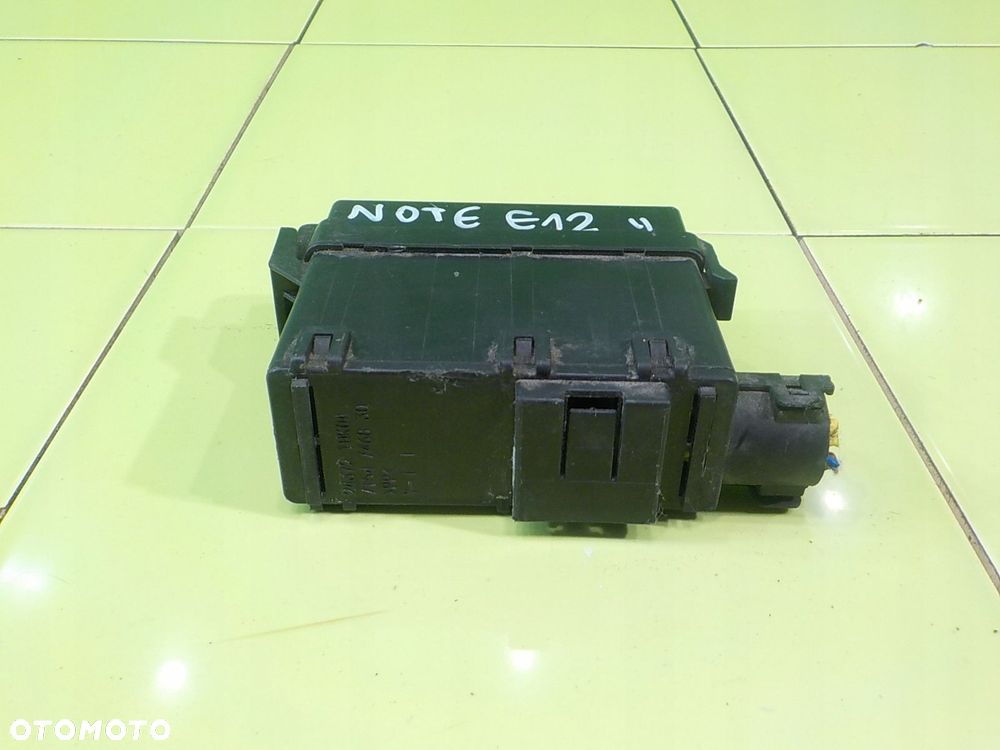 NISSAN NOTE E12 II 1.5DCI 16r skrzynka bepiecznikow 243721HK0A 7154-7468-30 - 2