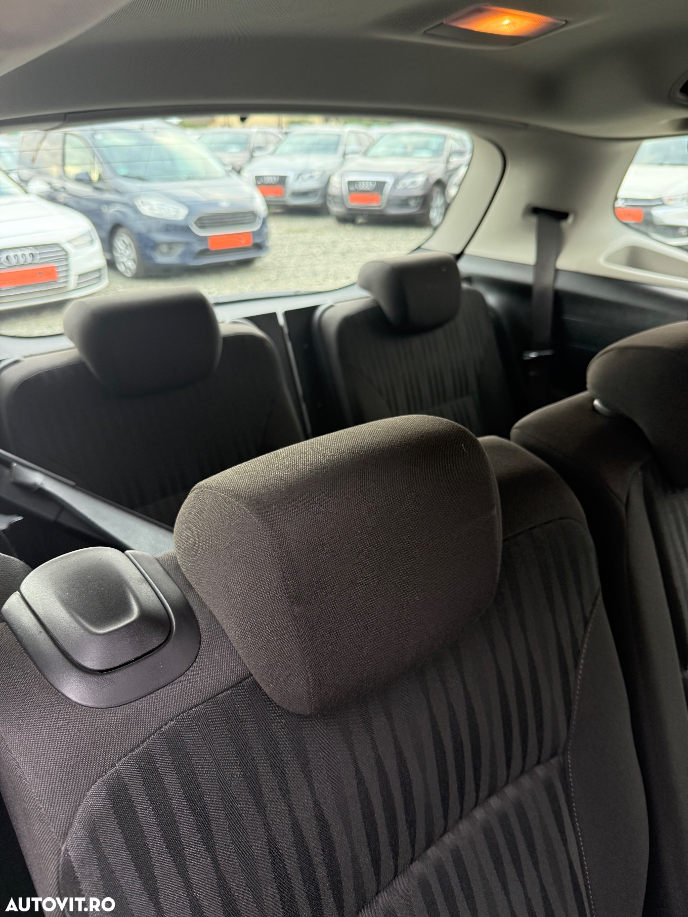 Opel Zafira - 8