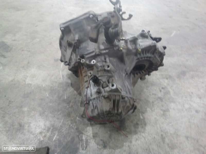 CAIXA VELOCIDADES HYUNDAI LANTRA II 1998 - 2