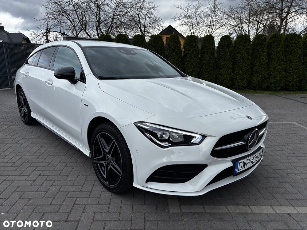 Mercedes-Benz CLA 250 e 8G-DCT Edition 2021 - 3