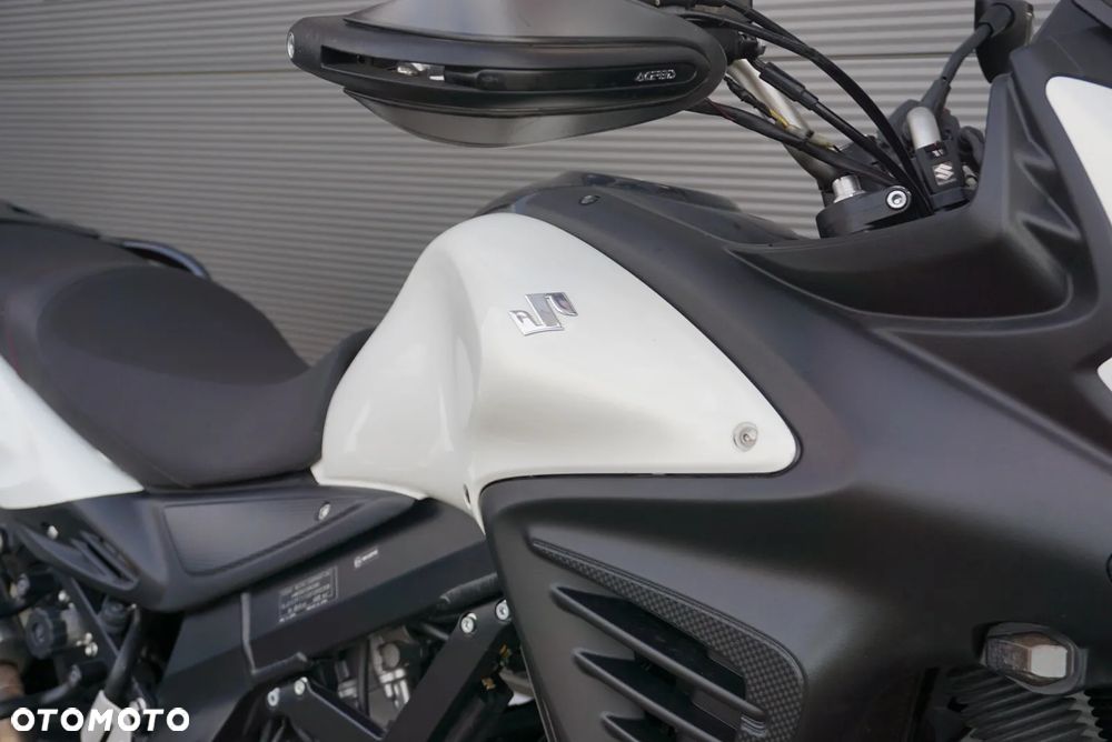Suzuki V-STROM - 22