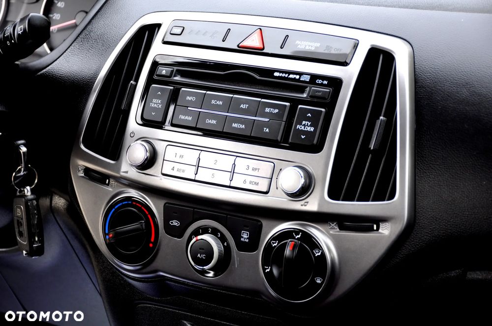 Hyundai i20 1.25 Classic + - 32