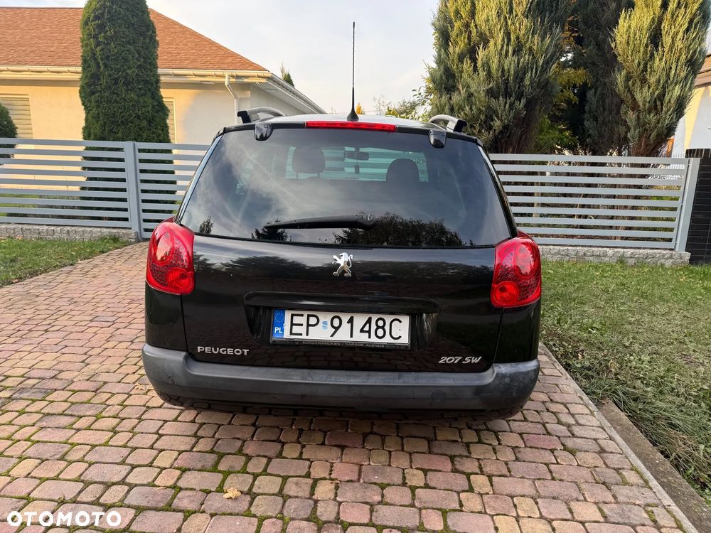 Peugeot 207 - 5