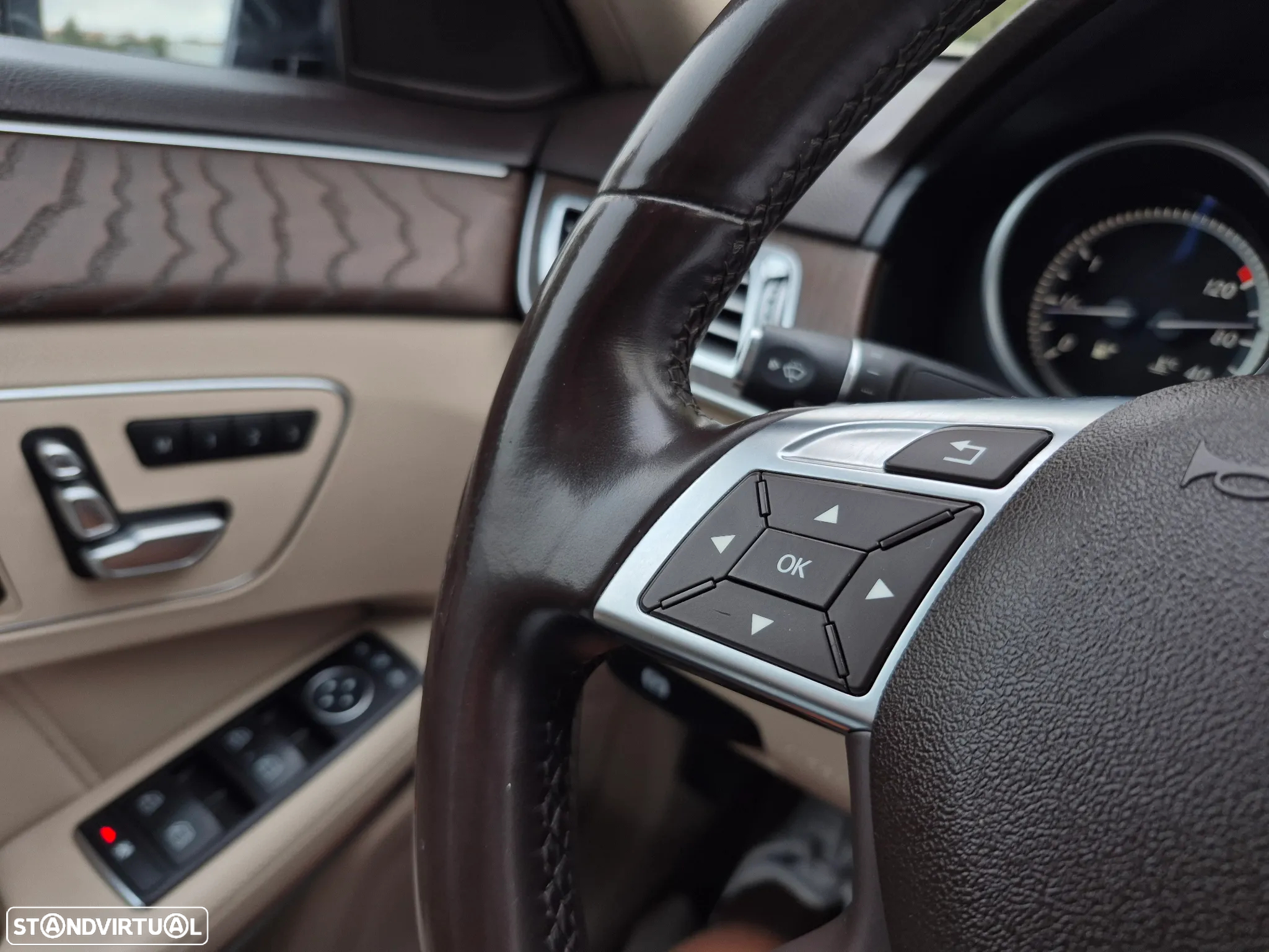 Mercedes-Benz E 350 Elegance BE - 27