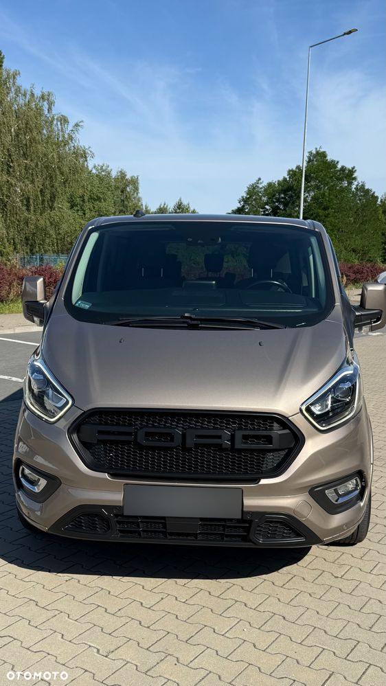 Ford Tourneo Custom - 2