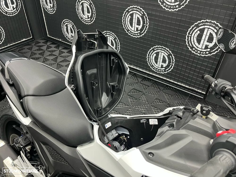 Honda NC750X 2025 - 9