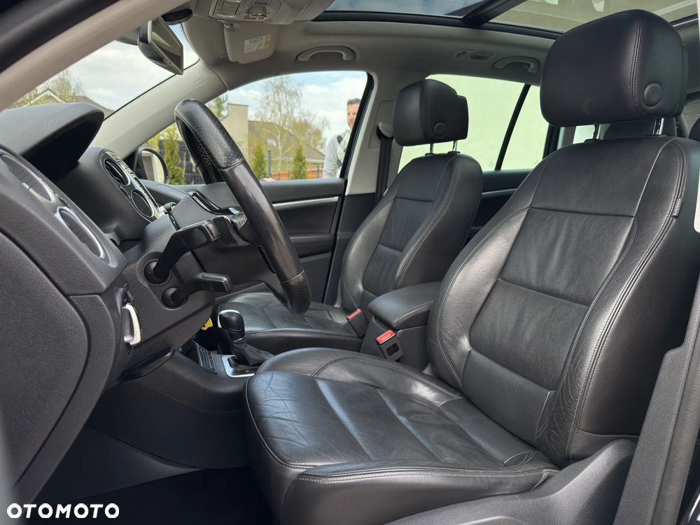 Volkswagen Tiguan 2.0 TDI 4Mot Perfectline R-Style DSG - 16