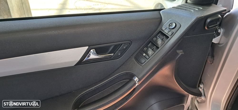 Mercedes-Benz R 300 CDI BlueEfficiency - 4